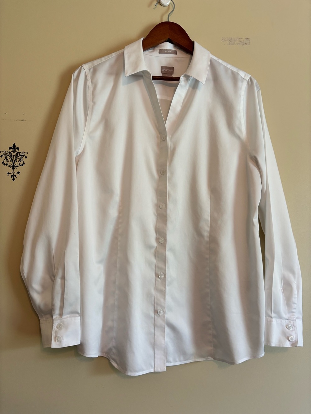 Chicos button down blouse white no iron size large tall Chicos size 2 tall - Picture 2 of 6